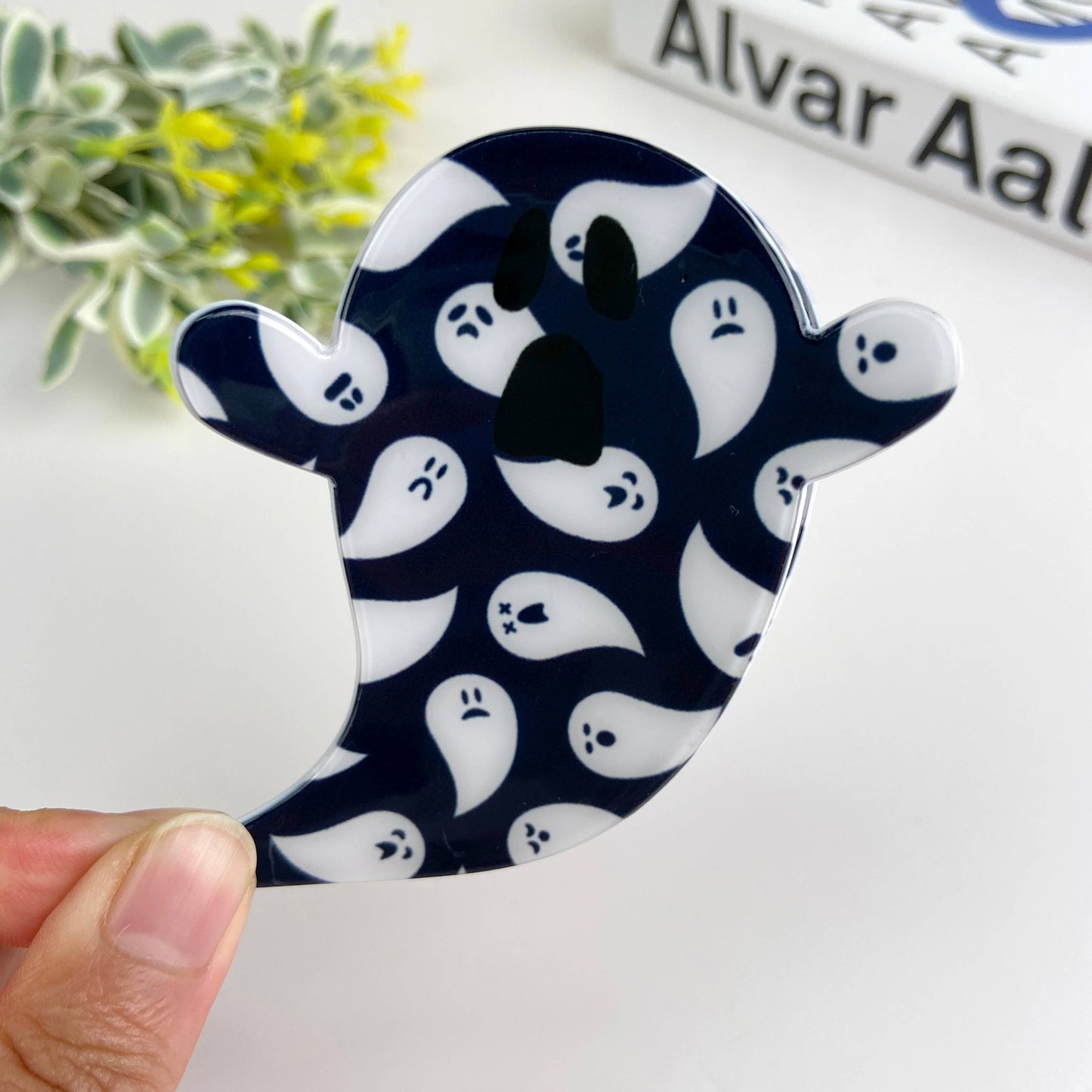 Halloween Cute flower ghost hair claw clip: A