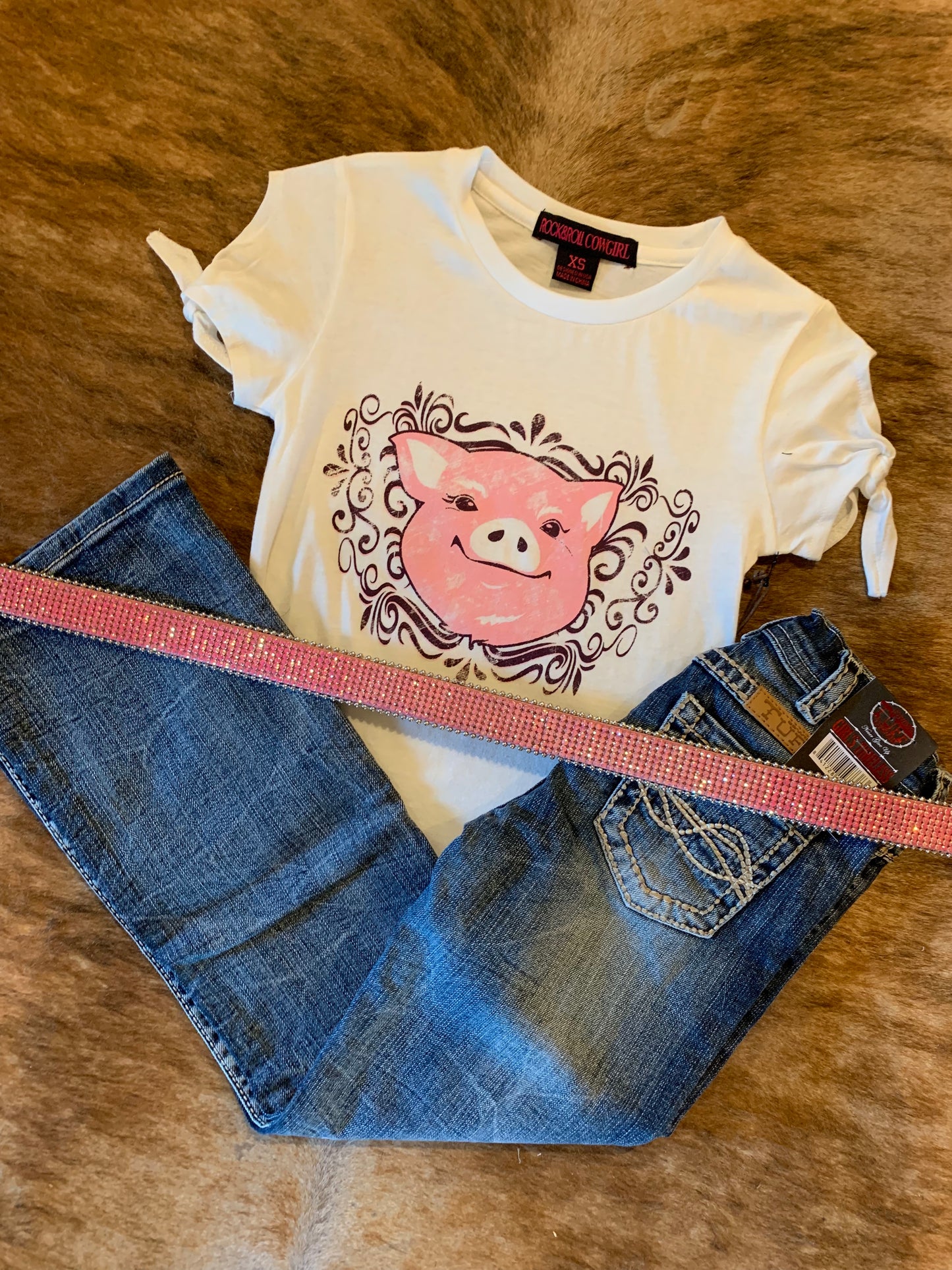 The Annabelle Piglet Graphic Tee